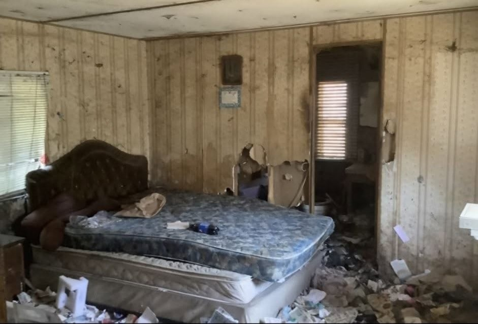 Clean Out & Junk Removal